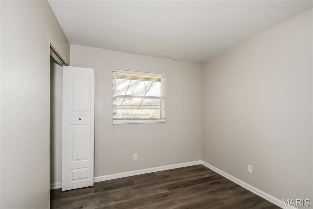 11058 Perham Drive St. Louis, MO 63136 - Photo 14 of 15