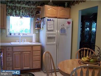 893 Pine Road Warminster, PA 18974 - Photo 4 of 12 Kitchen