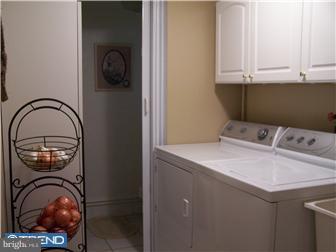 893 Pine Road Warminster, PA 18974 - Photo 7 of 12 View