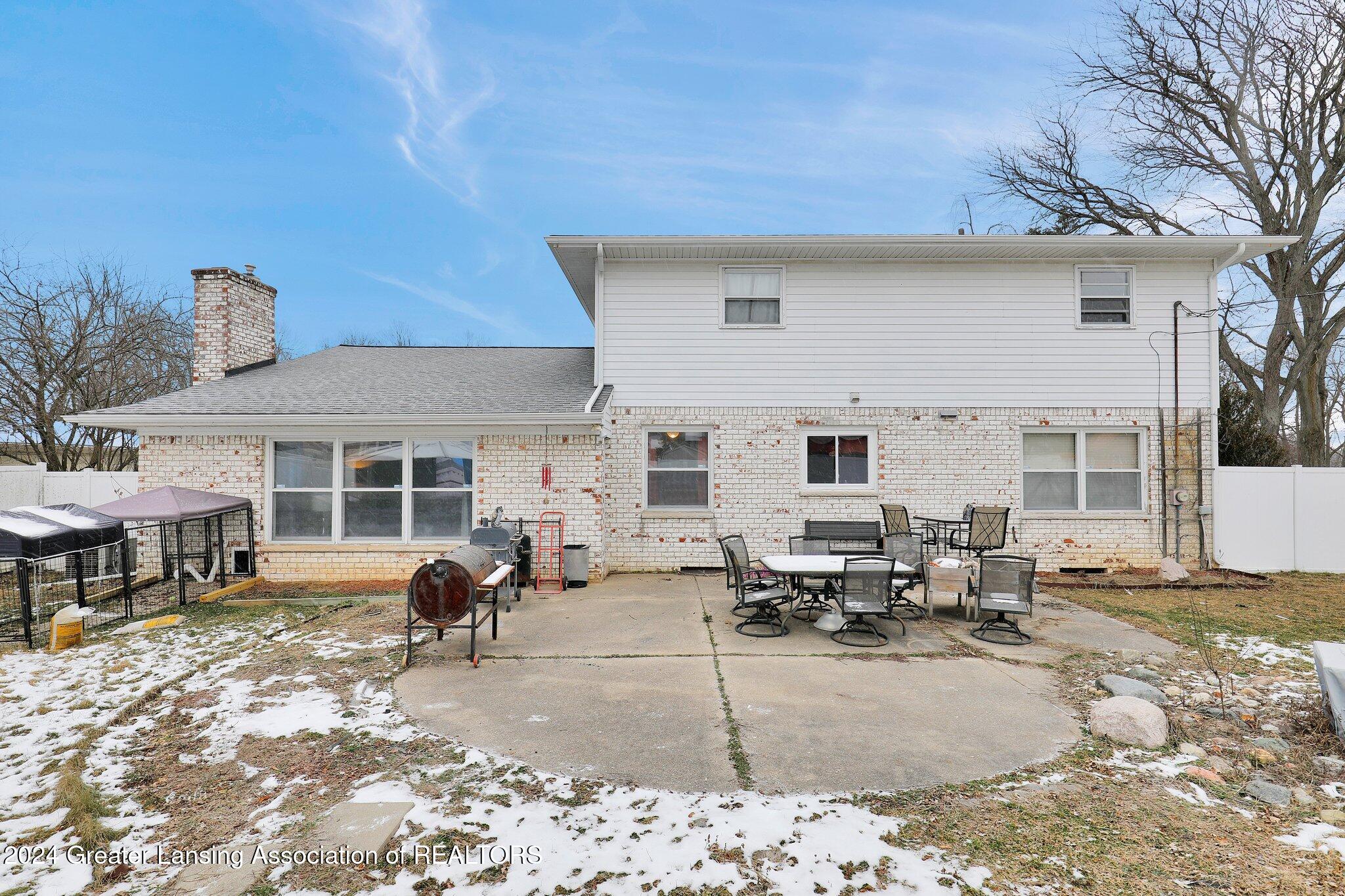 5211 Greenbriar Road Lansing, MI 48917 - Photo 32 of 36 11-web-or-mls-Open Ended Media-11