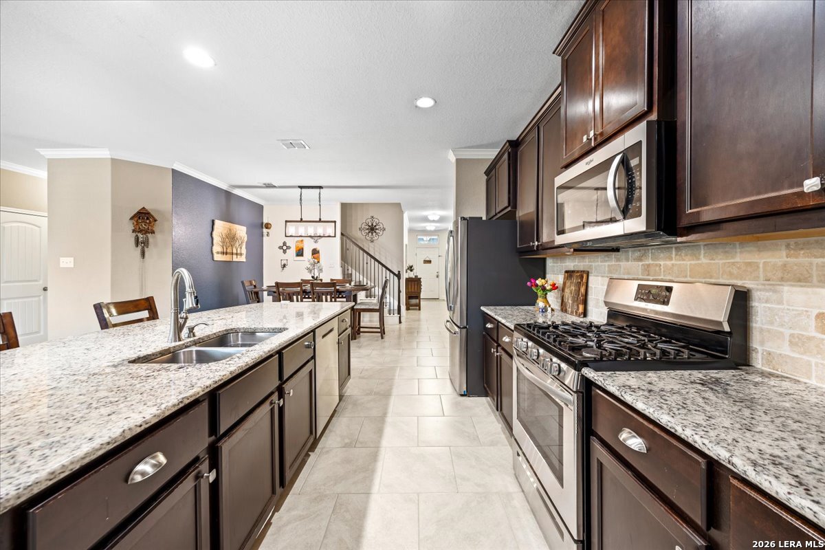 8906 Virginia Rye San Antonio, TX 78254 - Photo 16 of 78