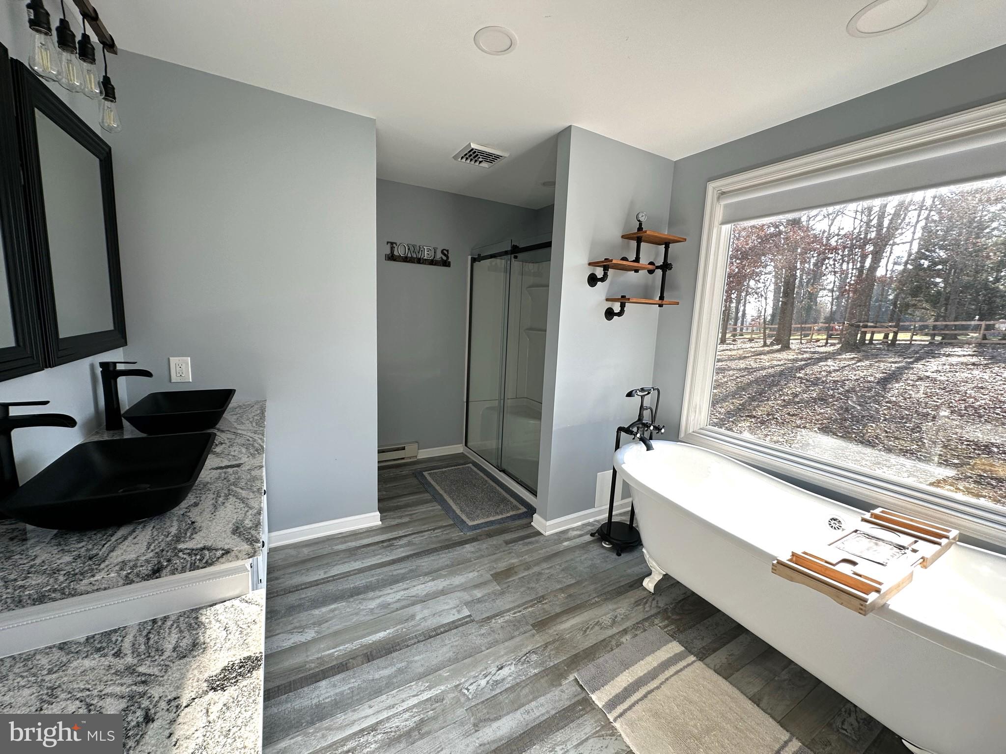 9 Park Lane Elkton, MD 21921 - Photo 16 of 35 New flooring, new tub, new granite counters