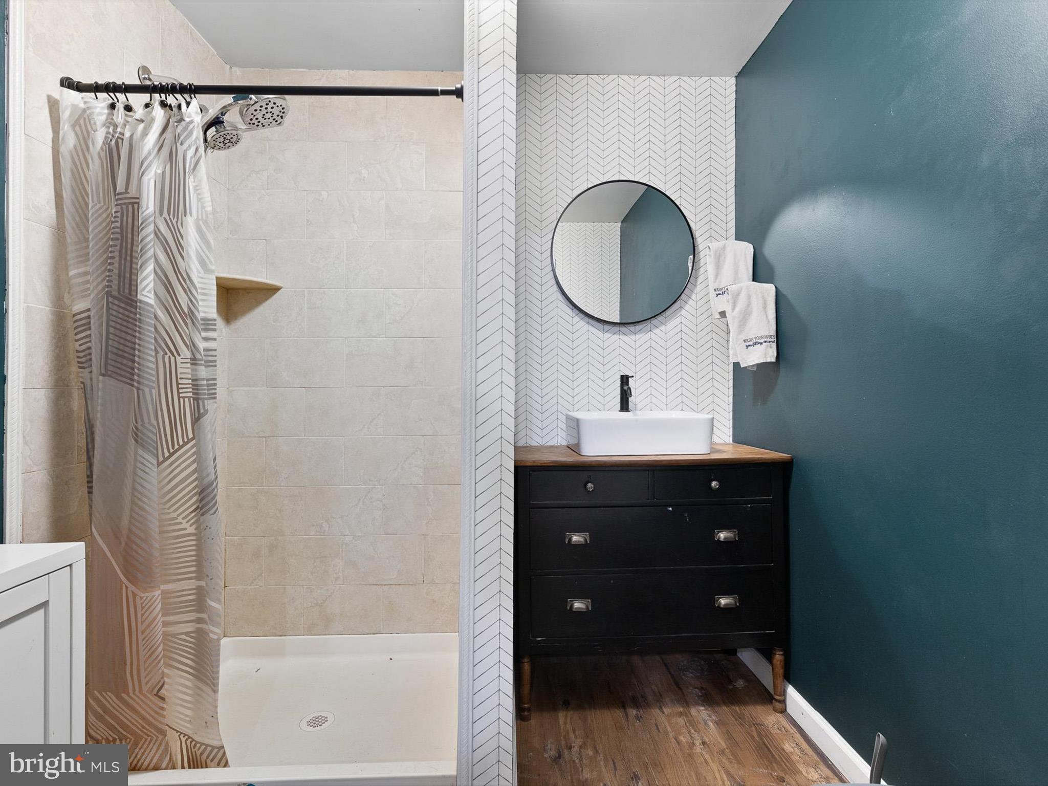 9 Park Lane Elkton, MD 21921 - Photo 25 of 35 Full bath in attached in-law suite