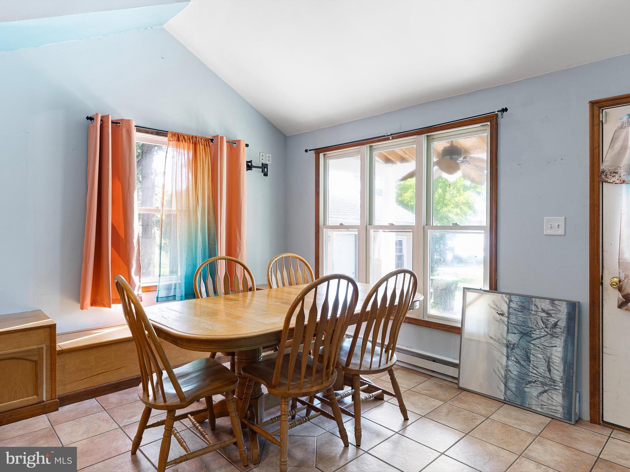 9 Park Lane Elkton, MD 21921 - Photo 3 of 35 Eat in area with water view