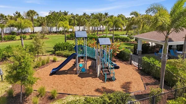 $750,000 | 12770 Indigo Breeze Drive, Sarasota, FL 34238