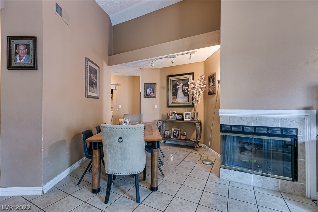 6557 West Beacon Road Las Vegas, NV 89108 - Photo 6 of 28