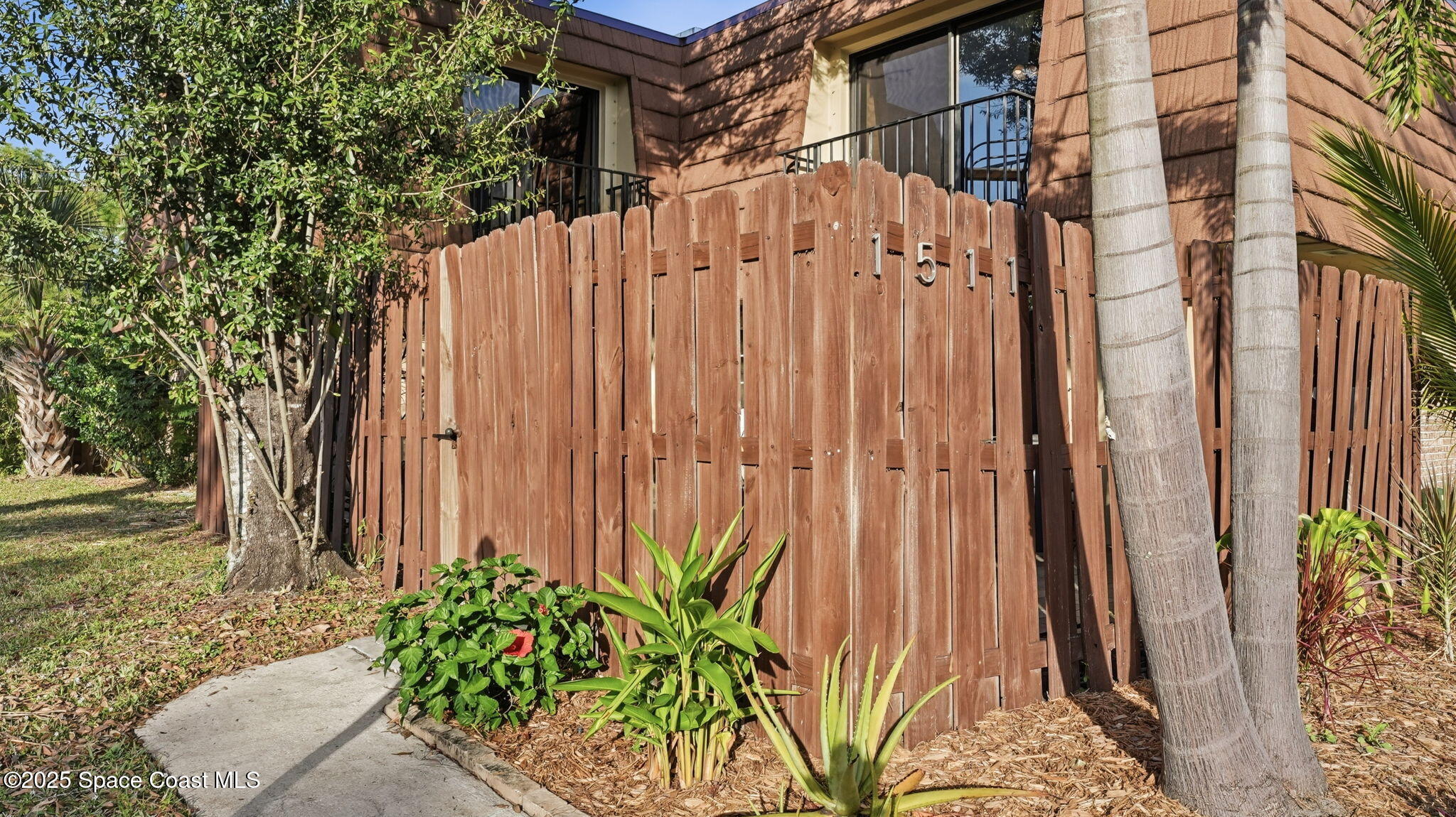 1511 Erin Court Palm Bay, FL 32905 - Photo 3 of 32