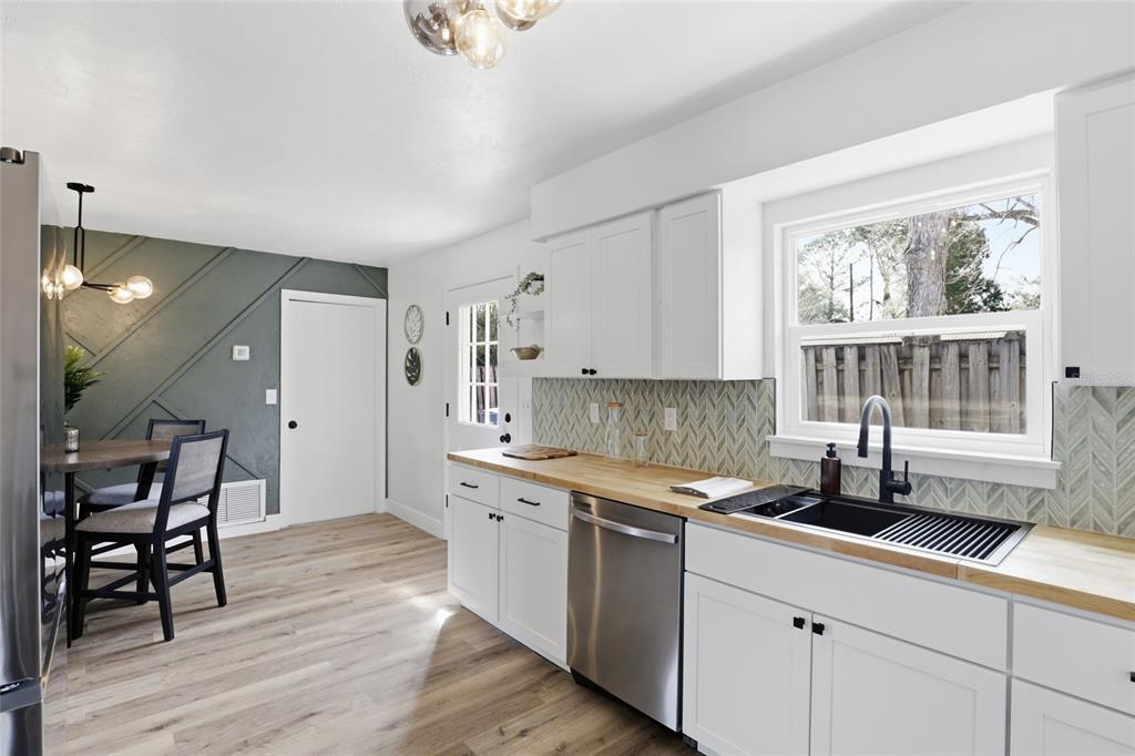 710 Northwest 253rd Street Newberry, FL 32669 - Photo 17 of 30