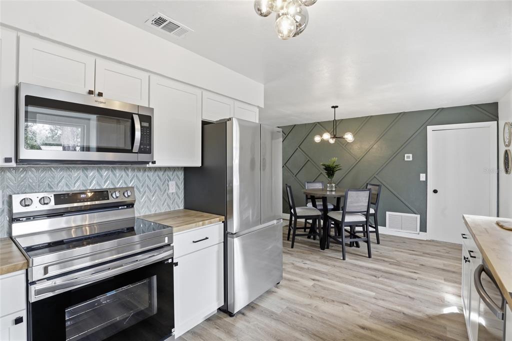 710 Northwest 253rd Street Newberry, FL 32669 - Photo 18 of 30