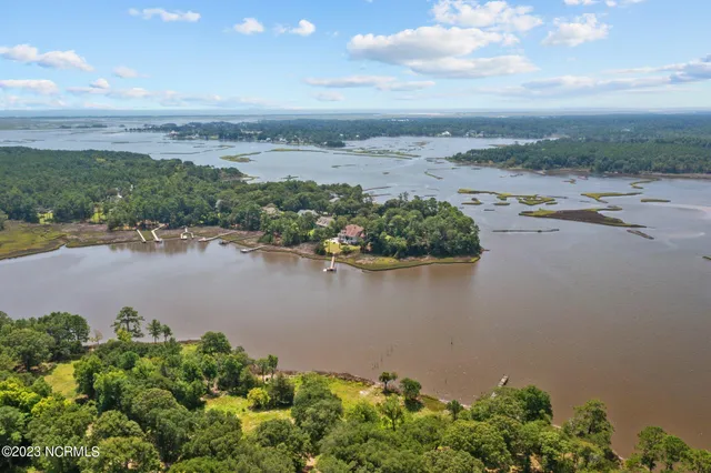 $299,000 | 502 Red Drum Way East, New Bern, NC 28562