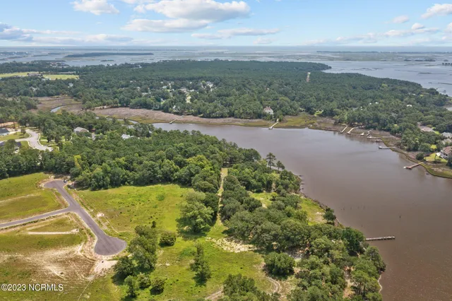 $299,000 | 502 Red Drum Way East, New Bern, NC 28562