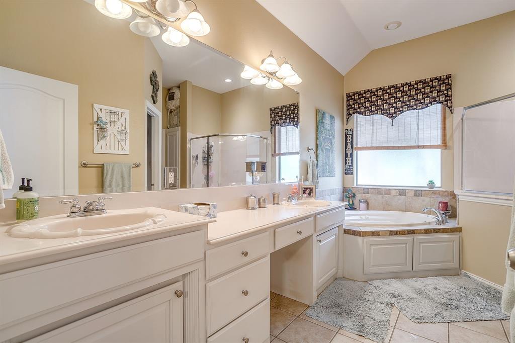 709 Lonesome Prairie Trail Haslet, TX 76052 - Photo 20 of 32