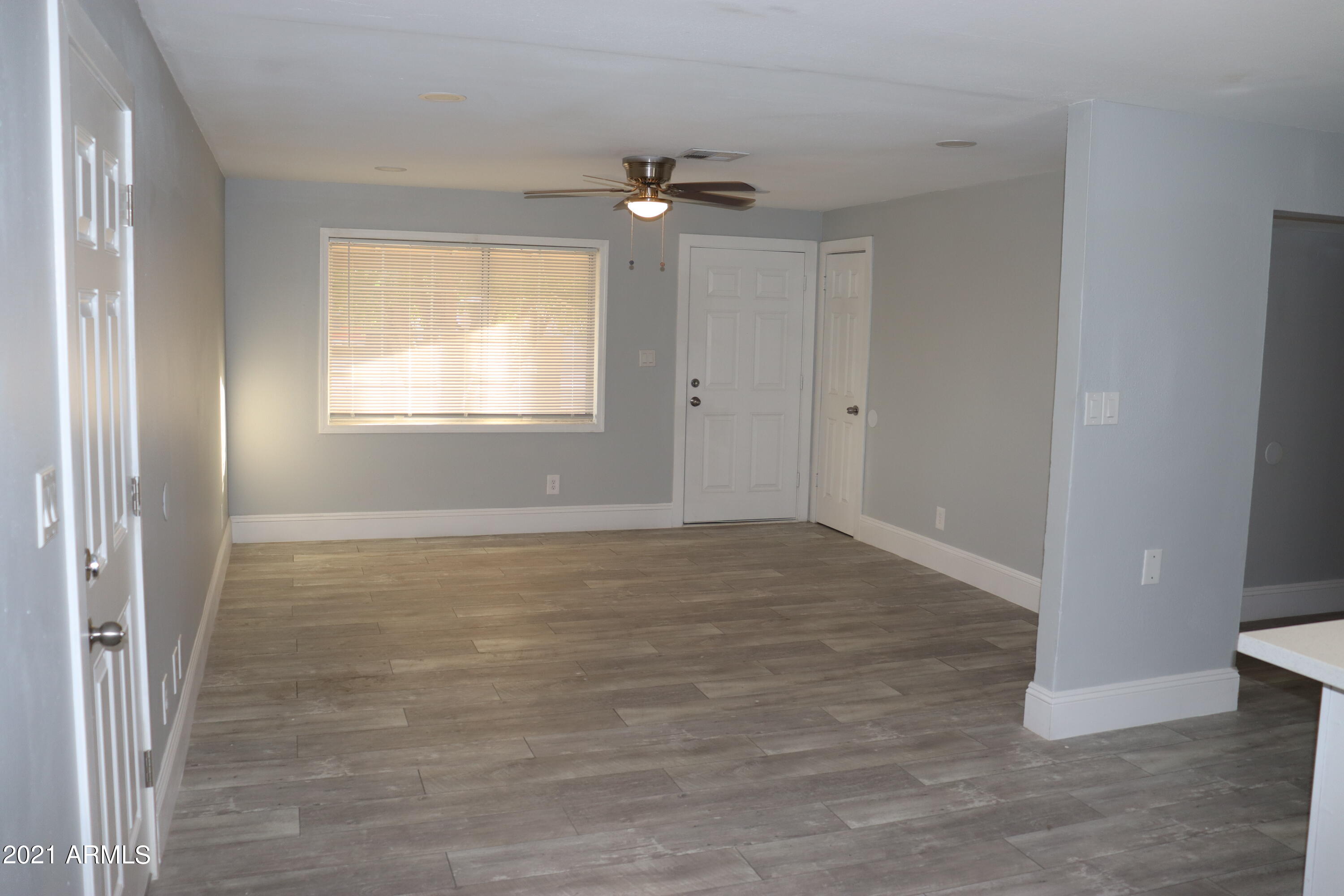 7026 West Monte Vista Road Phoenix, AZ 85035 - Photo 10 of 34 IMG_0310