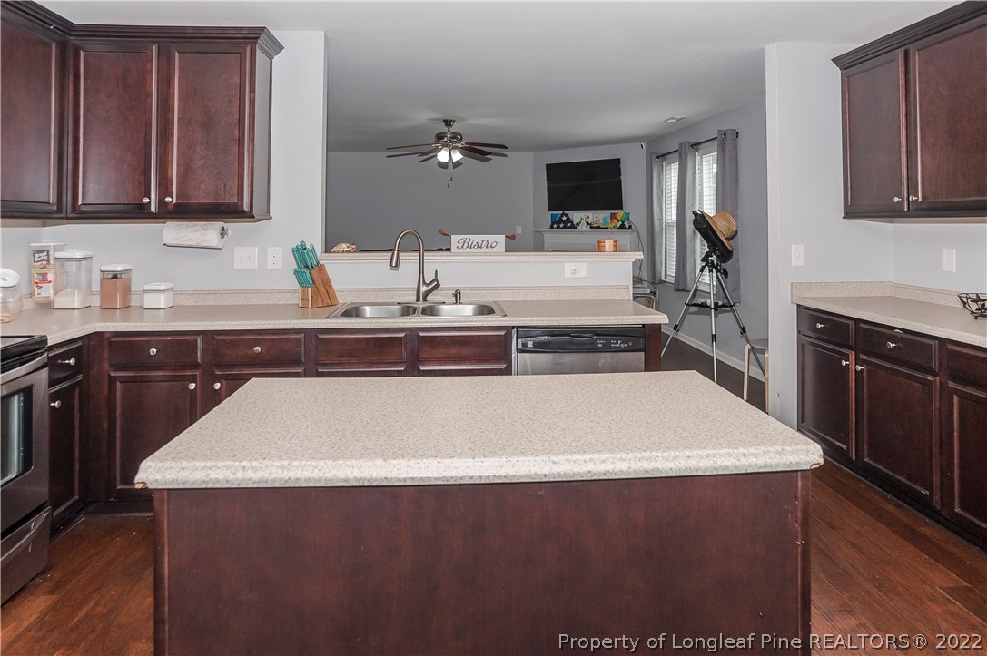 86 Stone Chase Way Spring Lake, NC 28390 - Photo 4 of 48 Gallery Image 4