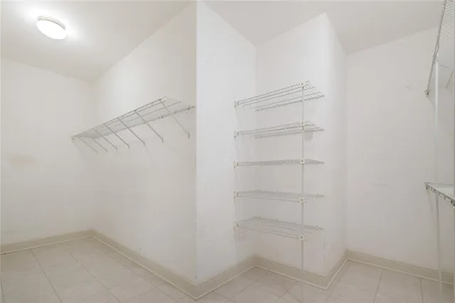 $615,000 | 801 Rue Burgundy Other, Unit 218, Metairie, LA 70005