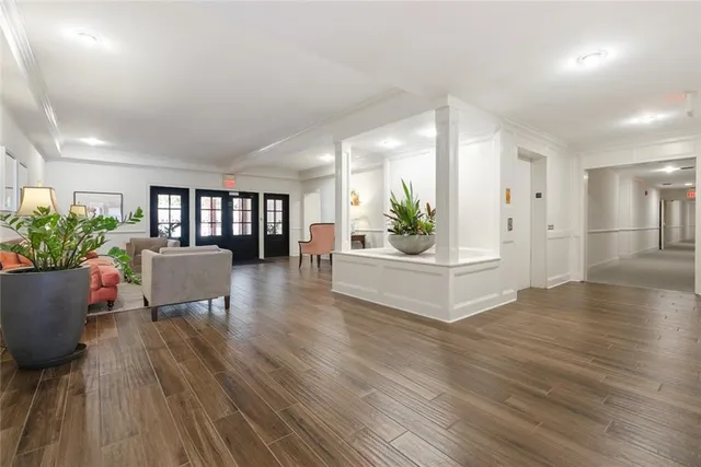 $615,000 | 801 Rue Burgundy Other, Unit 218, Metairie, LA 70005