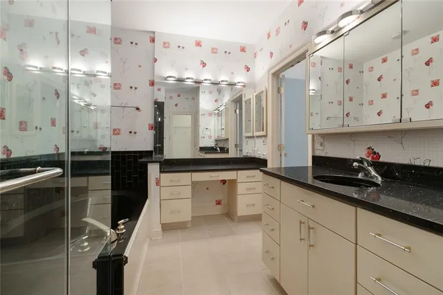 $615,000 | 801 Rue Burgundy Other, Unit 218, Metairie, LA 70005