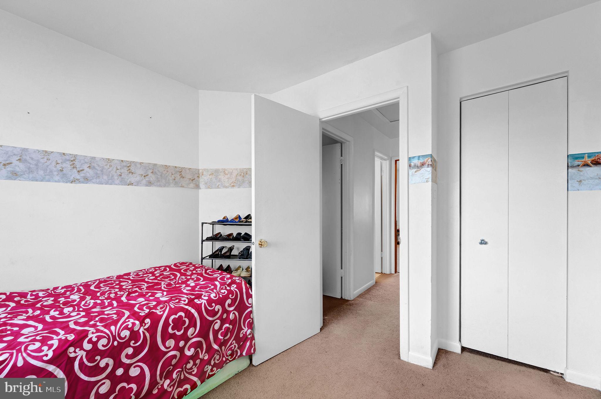 6 Transom Court Elkton, MD 21921 - Photo 24 of 33 a bedroom with a bed and a dresser