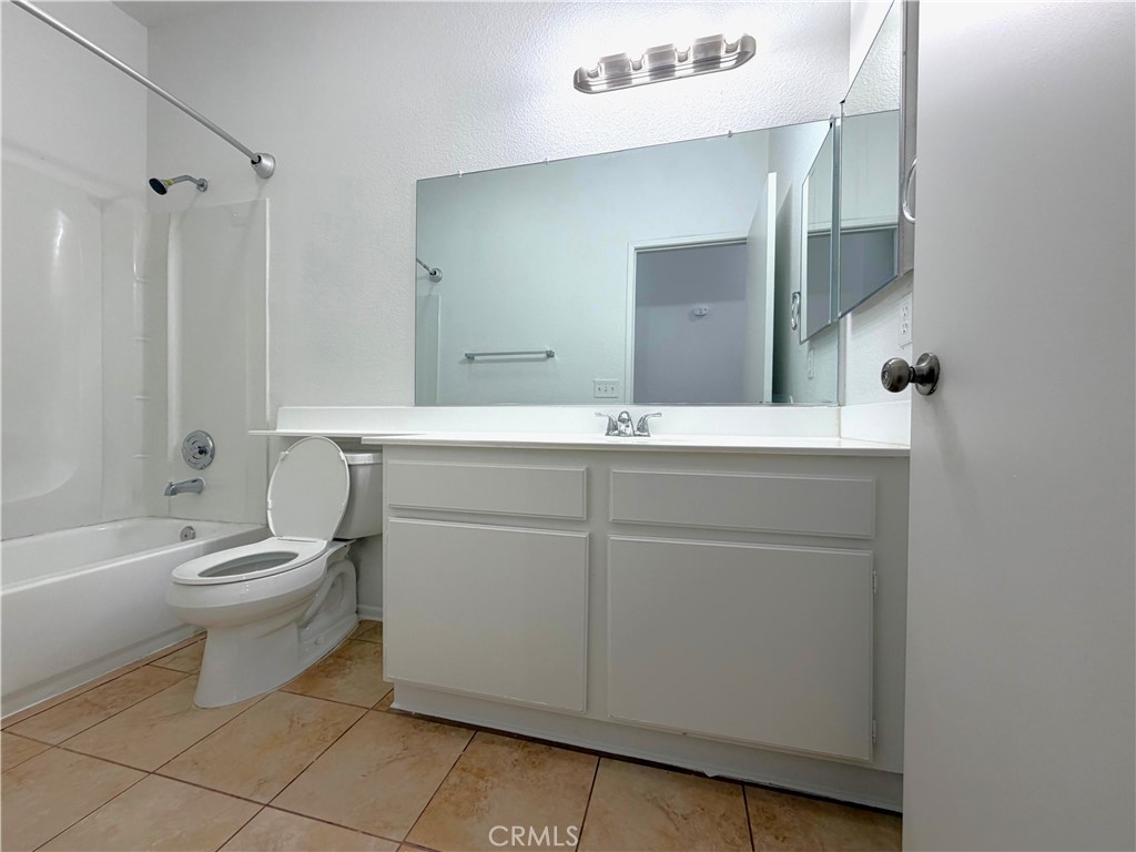 40018 Notting Hill Road Murrieta, CA 92563 - Photo 11 of 22