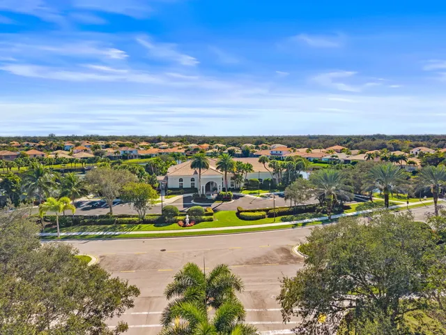 $1,575,000 | 246 Sedona Way, Palm Beach Gardens, FL 33418