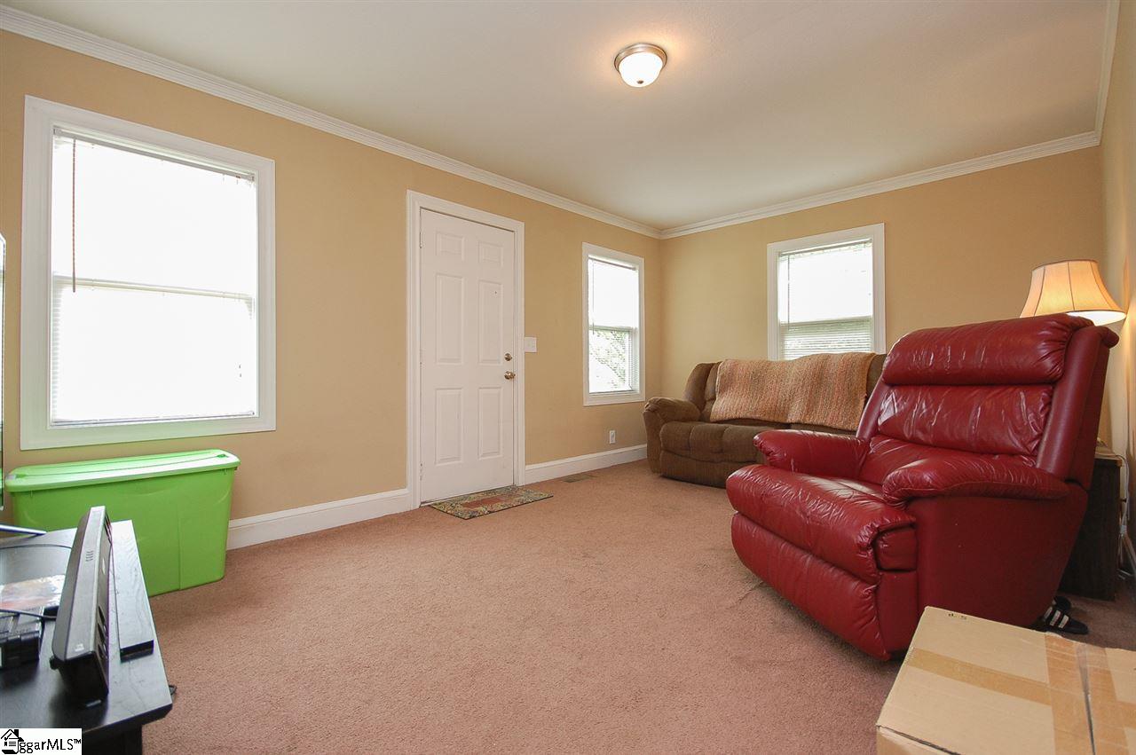 107 State Rd S-42-2620 Greer, SC 29651 - Photo 3 of 17 Gallery Image 3