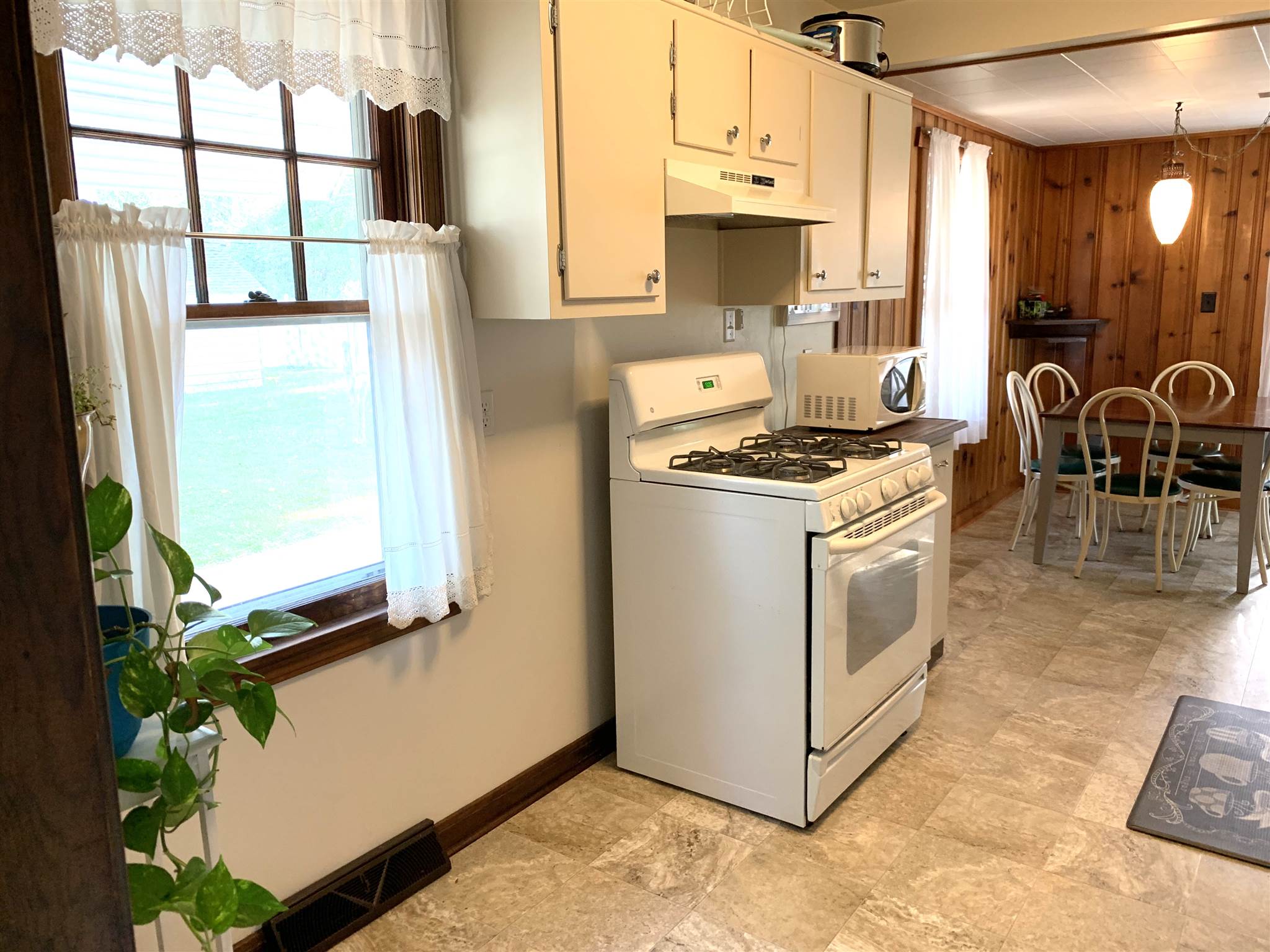3225 South Palmer Street Springfield, IL 62703 - Photo 11 of 32