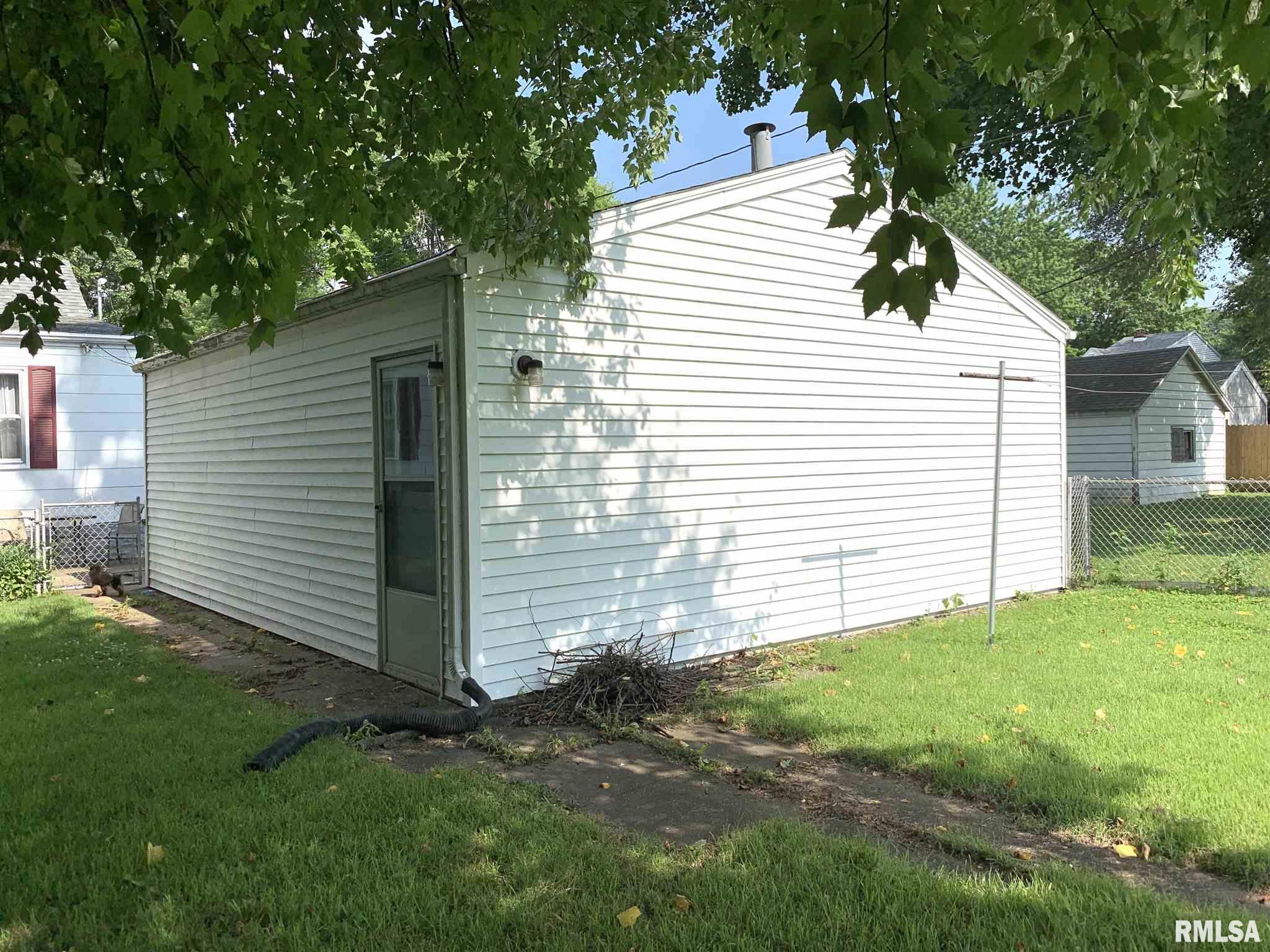 3225 South Palmer Street Springfield, IL 62703 - Photo 5 of 32