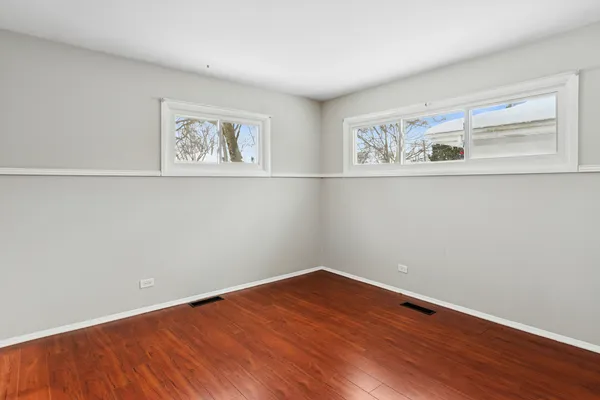 $425,000 | 1902 North Washington Street, Wheaton, IL 60187
