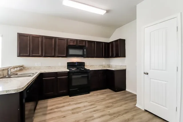 $1,700 | 25734 Hazy Elm Lane, Porter, TX 77365