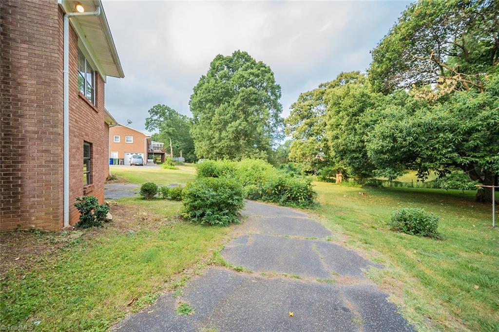 2558 Weymoth Road Winston-Salem, NC 27103 - Photo 16 of 18 Gallery Image 16