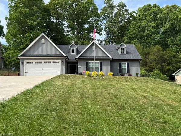 $415,000 | 429 Winchester Drive, King, NC 27021