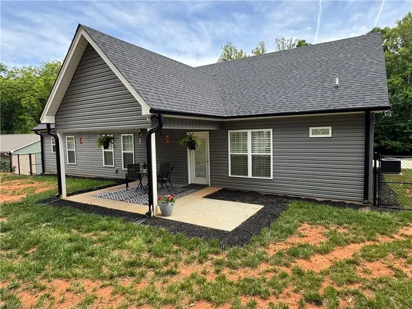 $415,000 | 429 Winchester Drive, King, NC 27021