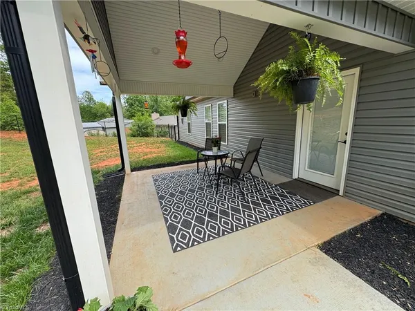 $415,000 | 429 Winchester Drive, King, NC 27021