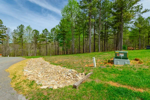 $89,900 | 300 Deer Ridge Point, Unit SV190, Jasper, TN 37347