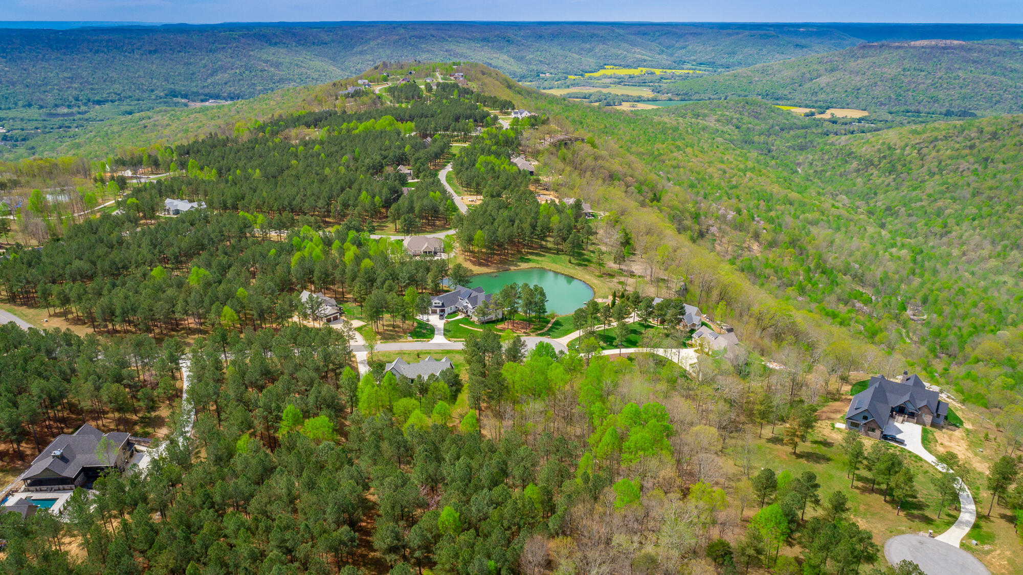 300 Deer Ridge Point, Unit SV190 Jasper, TN 37347 - Photo 12 of 70 300 Deer Ridge Pointe Lot JH190 HD-15