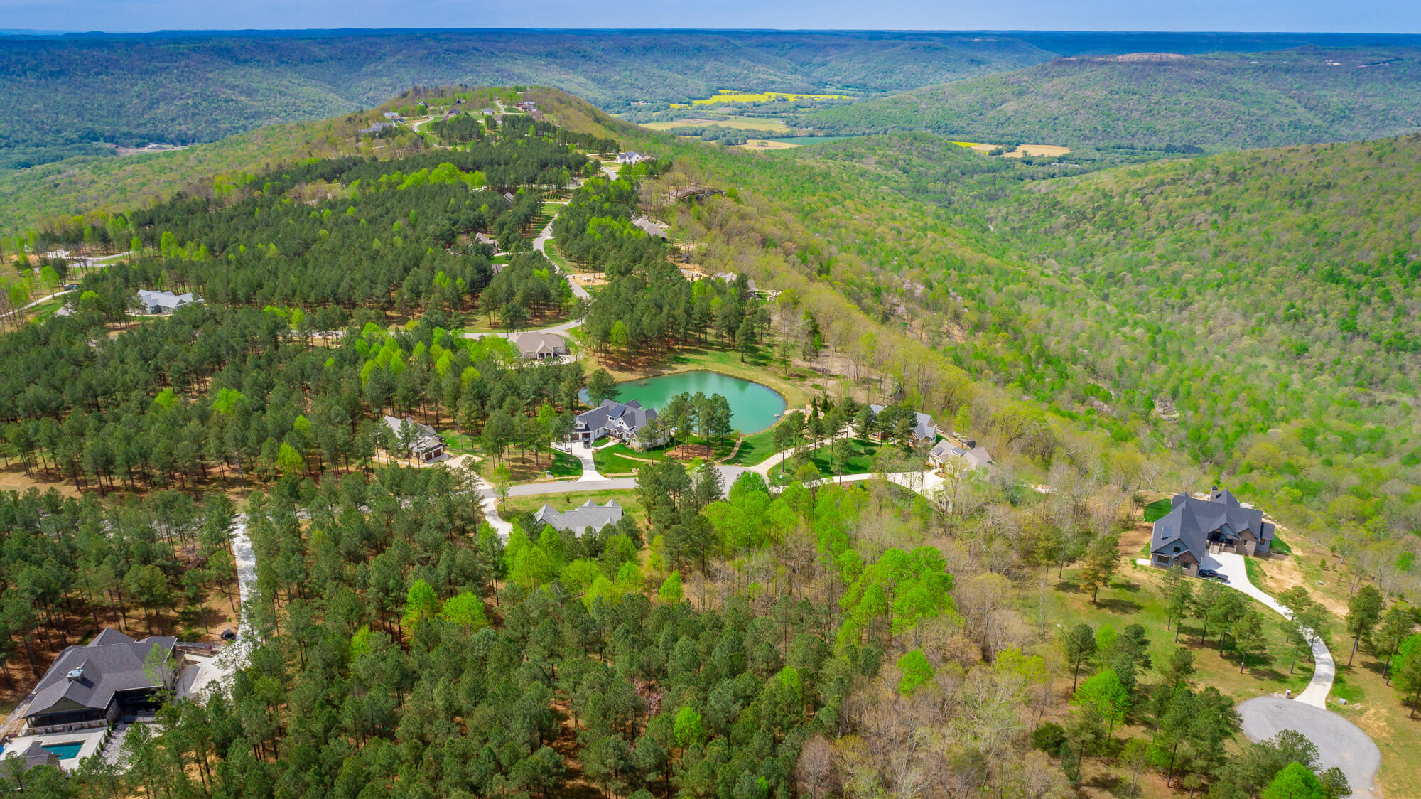 300 Deer Ridge Point, Unit SV190 Jasper, TN 37347 - Photo 13 of 70 300 Deer Ridge Pointe Lot JH190 HD-16