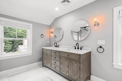 $2,750,000 | 23 Northgate Road, Wellesley, MA 02481