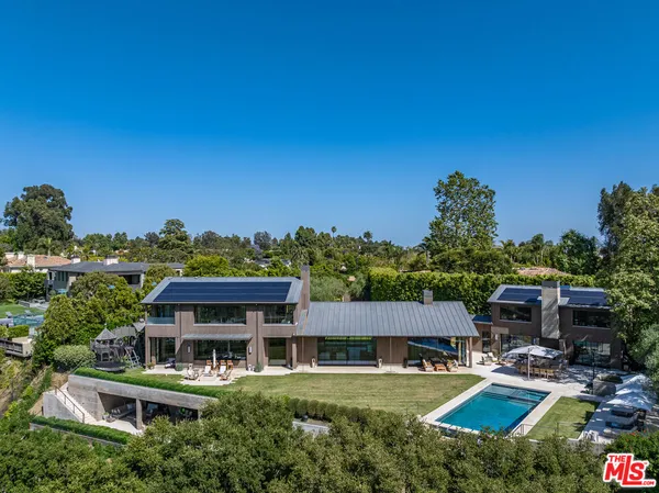 $69,000,000 | 859 Woodacres Road, Santa Monica, CA 90402