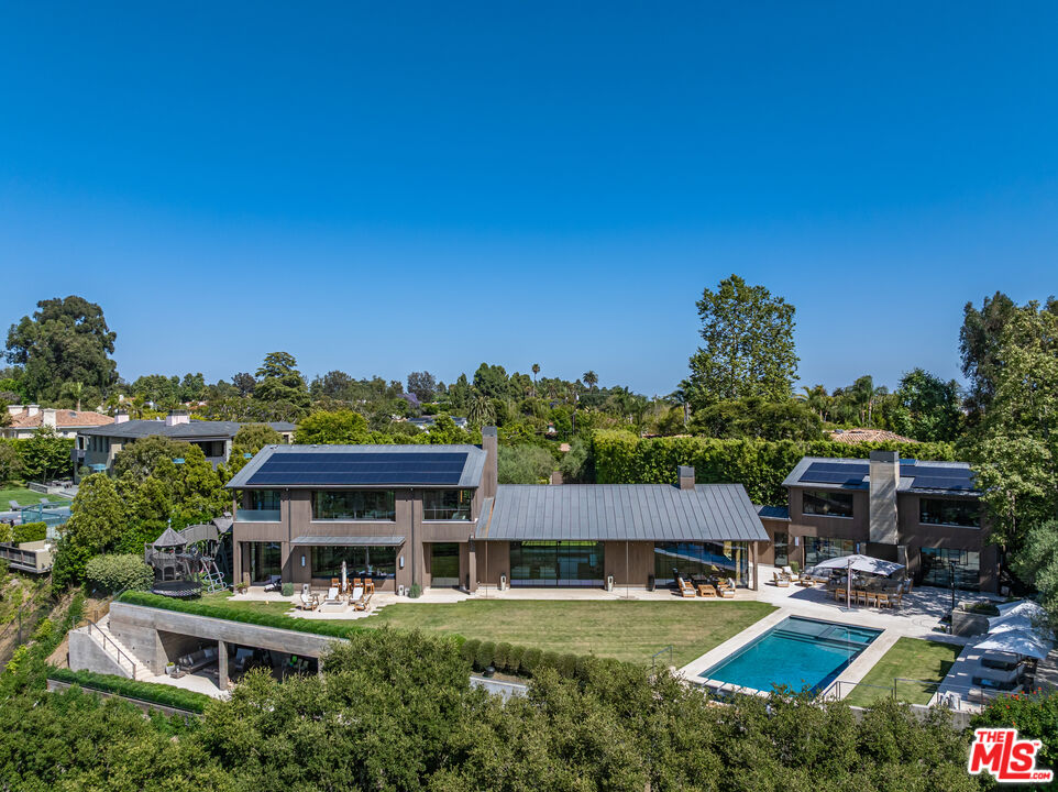 859 Woodacres Road Santa Monica, CA 90402 - Photo 1 of 55