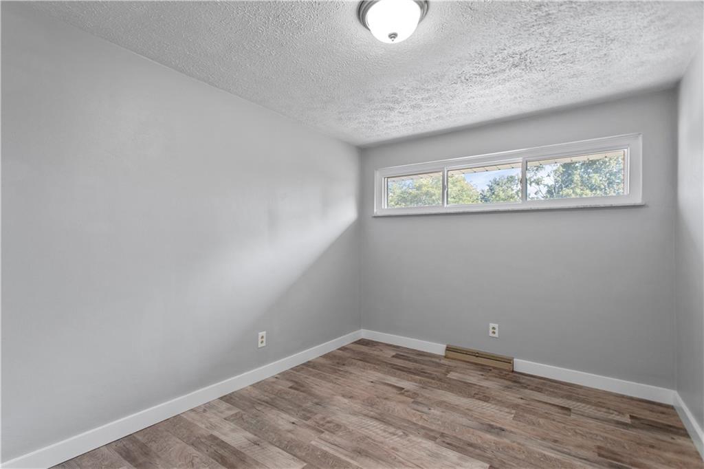 1064 Silver Lane McKees Rocks, PA 15136 - Photo 11 of 15 Gallery Image 11