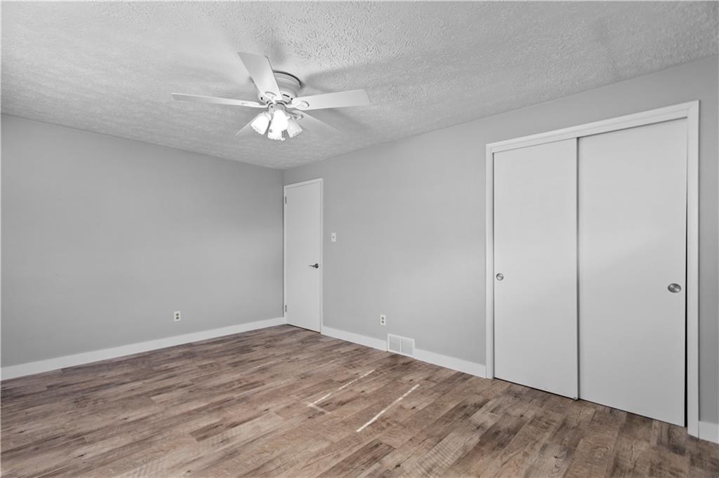 1064 Silver Lane McKees Rocks, PA 15136 - Photo 8 of 15 Gallery Image 8