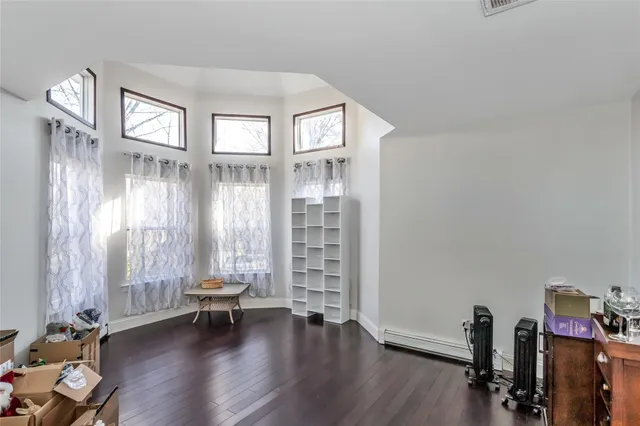 $914,999 | 9 Bayberry Road, Wading River, NY 11792