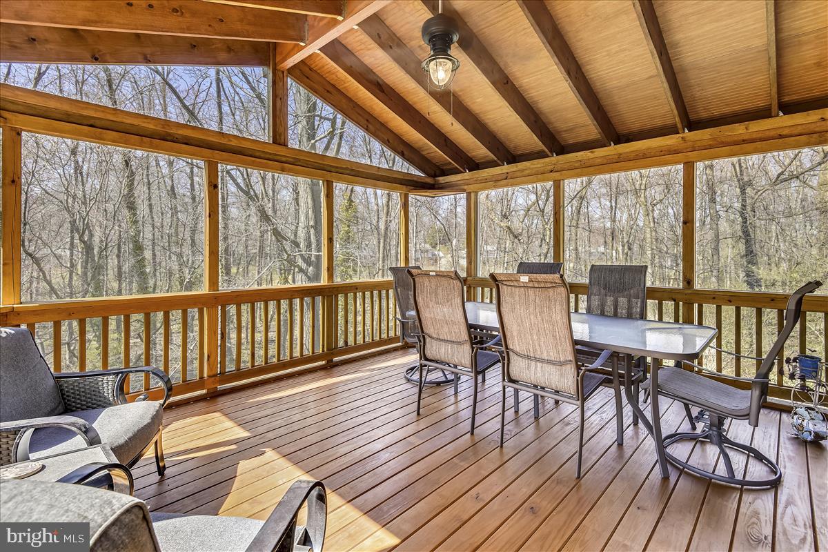 1944 Foxhall Road McLean, VA 22101 - Photo 2 of 39 Feels like a tree house! Screened in Porch