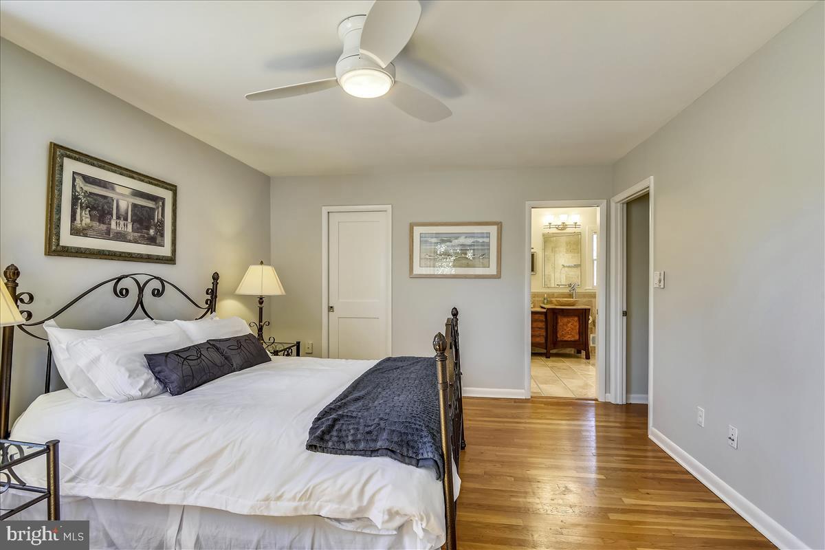 1944 Foxhall Road McLean, VA 22101 - Photo 15 of 39 Master bedroom