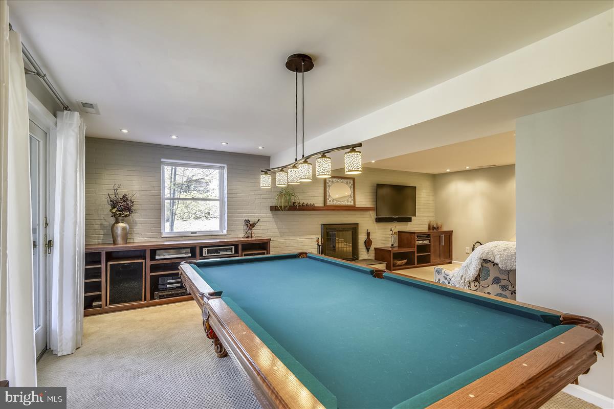 1944 Foxhall Road McLean, VA 22101 - Photo 25 of 39 Lower level pool table to convey