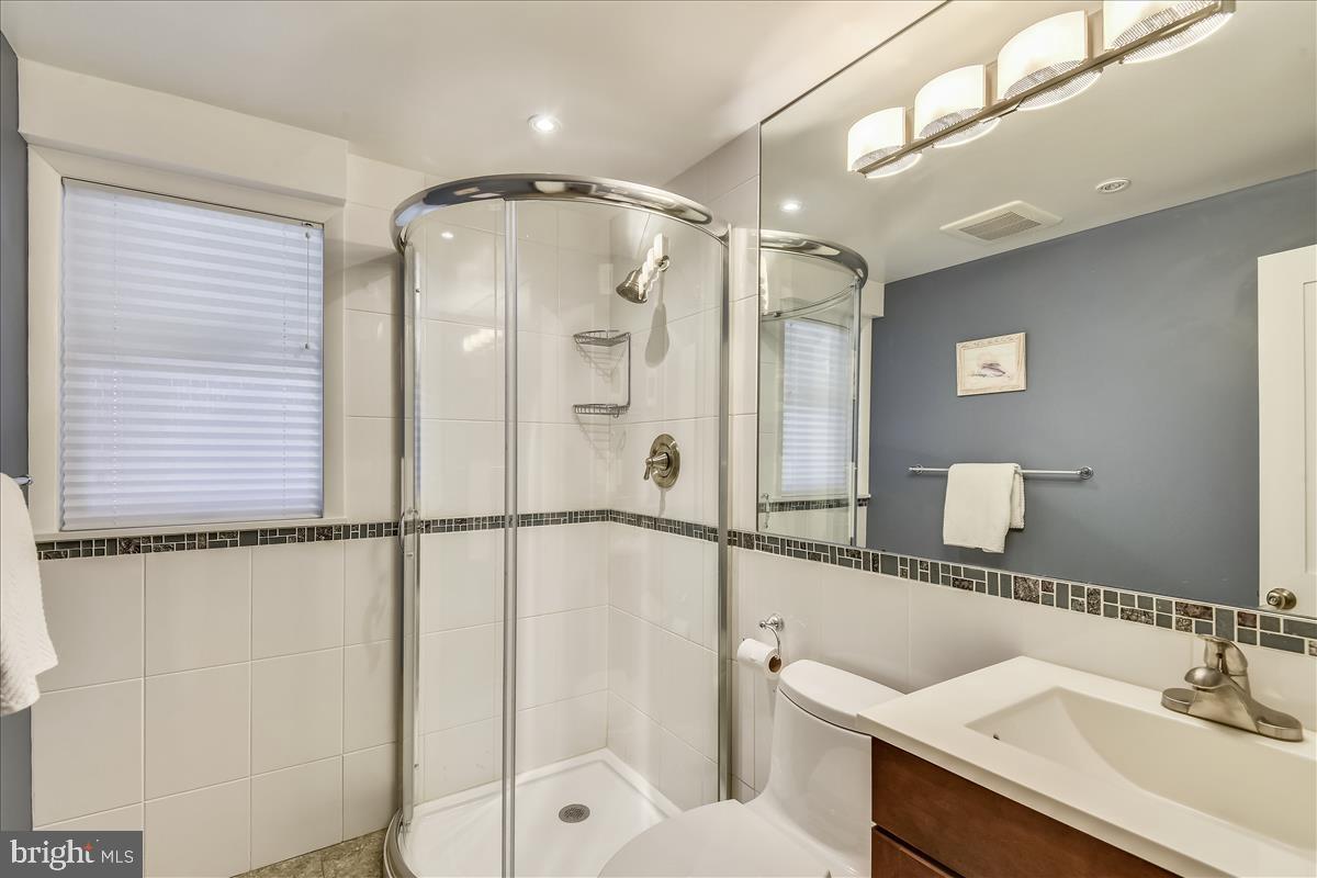 1944 Foxhall Road McLean, VA 22101 - Photo 27 of 39 Lower level full bath