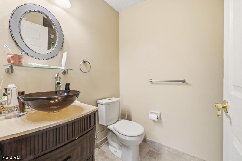 191 Prestwick Way Edison, NJ 08820 - Photo 7 of 20