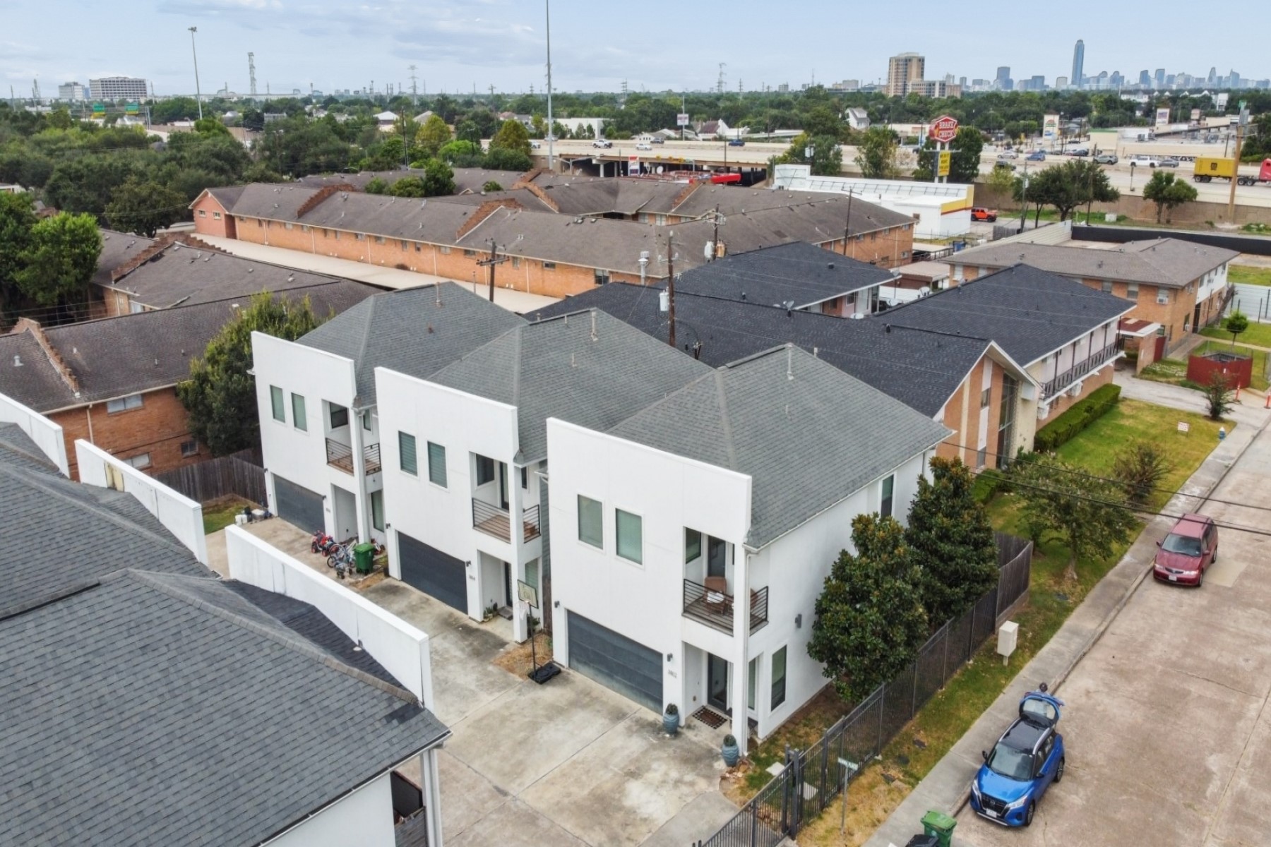 3802 Summa Place Houston, TX 77025 - Photo 26 of 27 Gallery Image 26