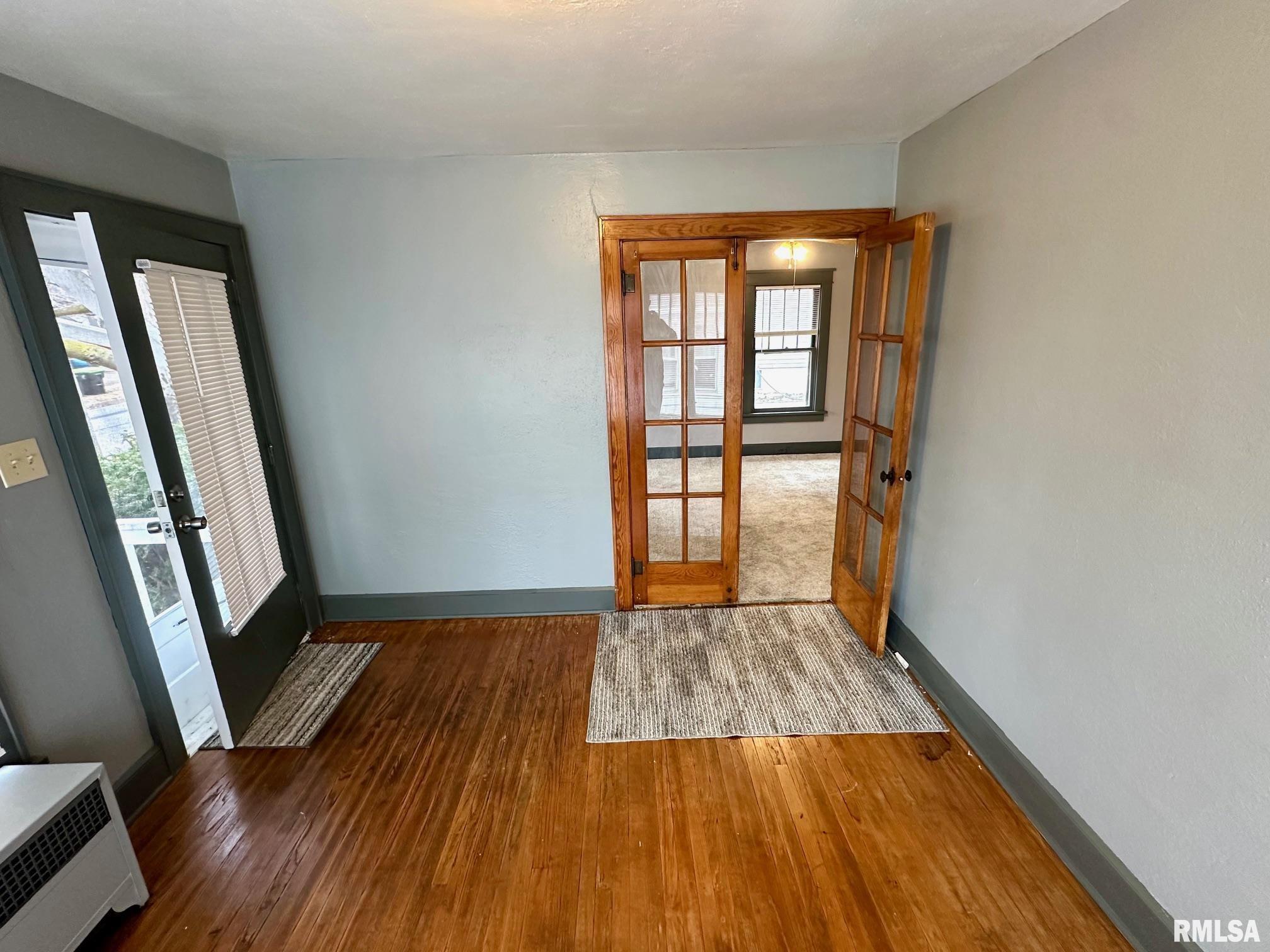 118 Spaulding Place Jacksonville, IL 62650 - Photo 3 of 18