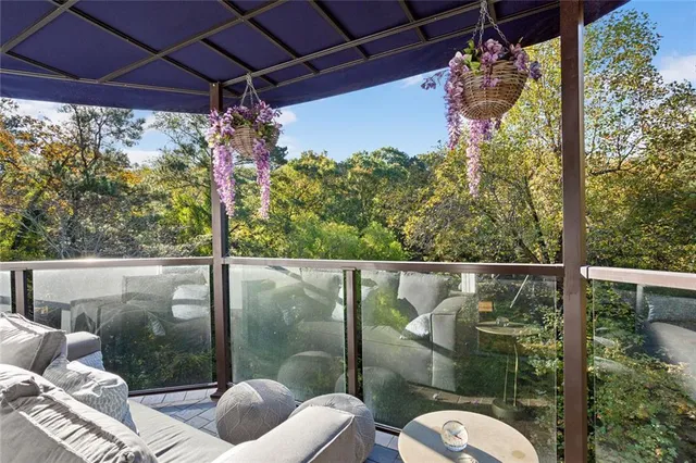 $3,200,000 | 3906 Paces Ferry Road Northwest, Atlanta, GA 30327